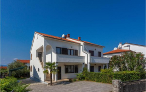 One-Bedroom Apartment in Malinska